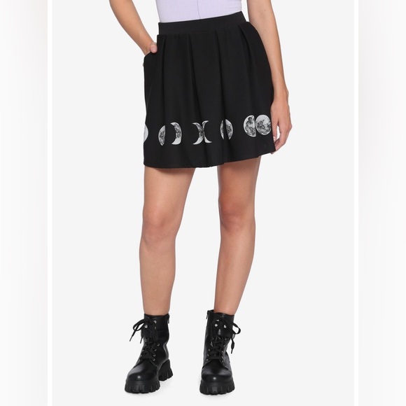 NWT Moon Phase Skirt - Picture 4 of 4